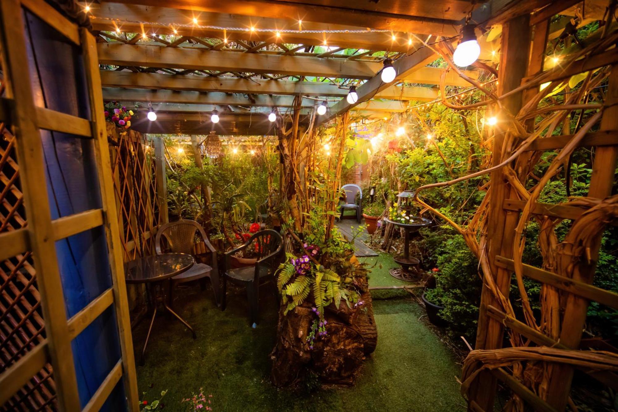Ferienwohnung The Secret Garden Newark upon Trent Exterior foto