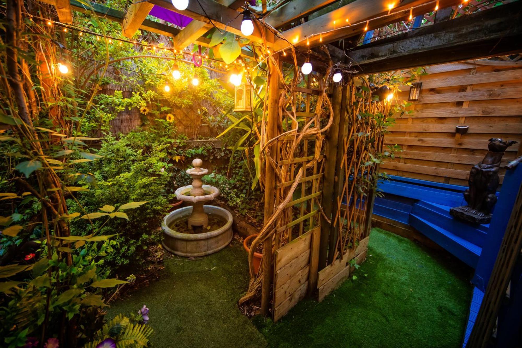 Ferienwohnung The Secret Garden Newark upon Trent Exterior foto