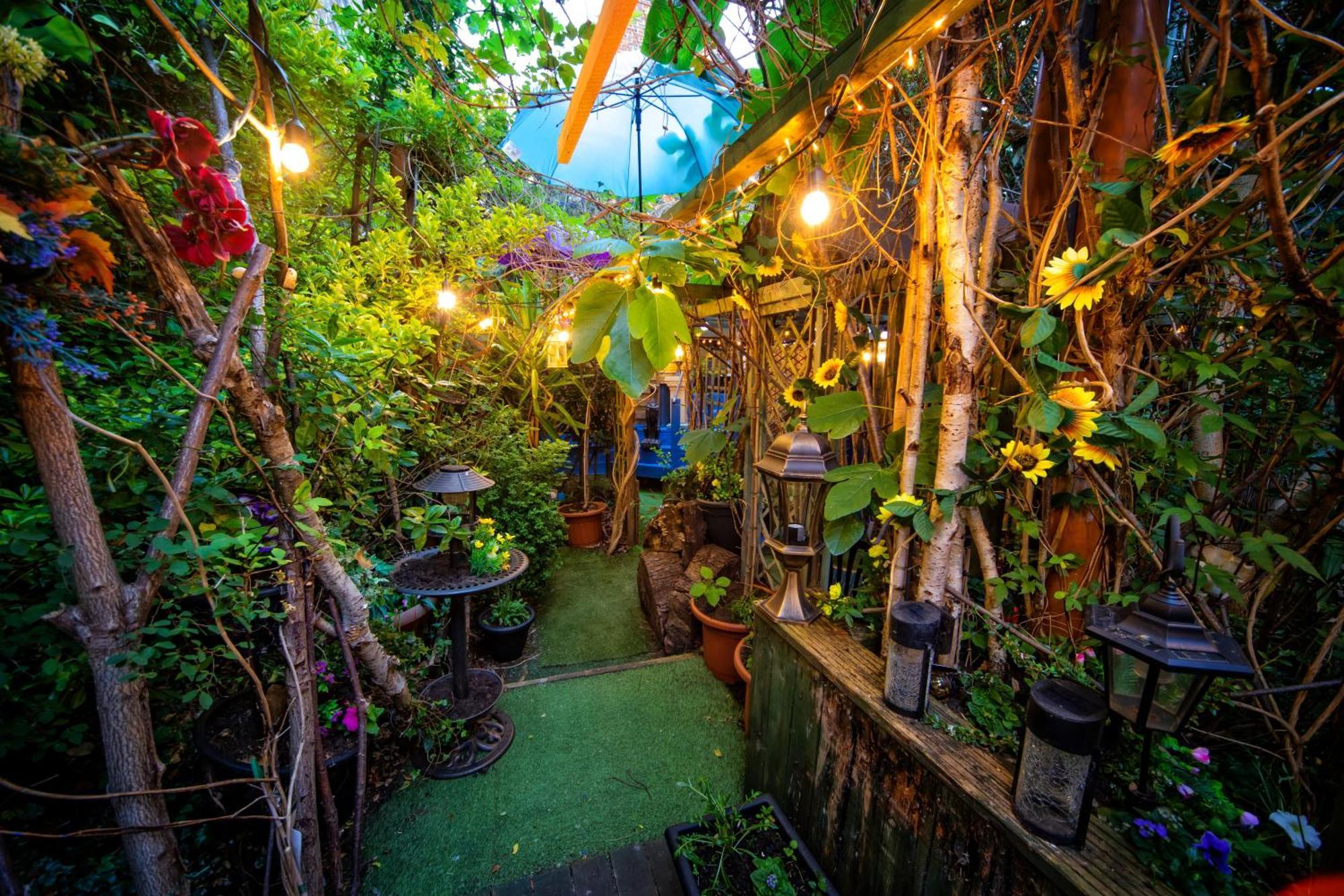 Ferienwohnung The Secret Garden Newark upon Trent Exterior foto