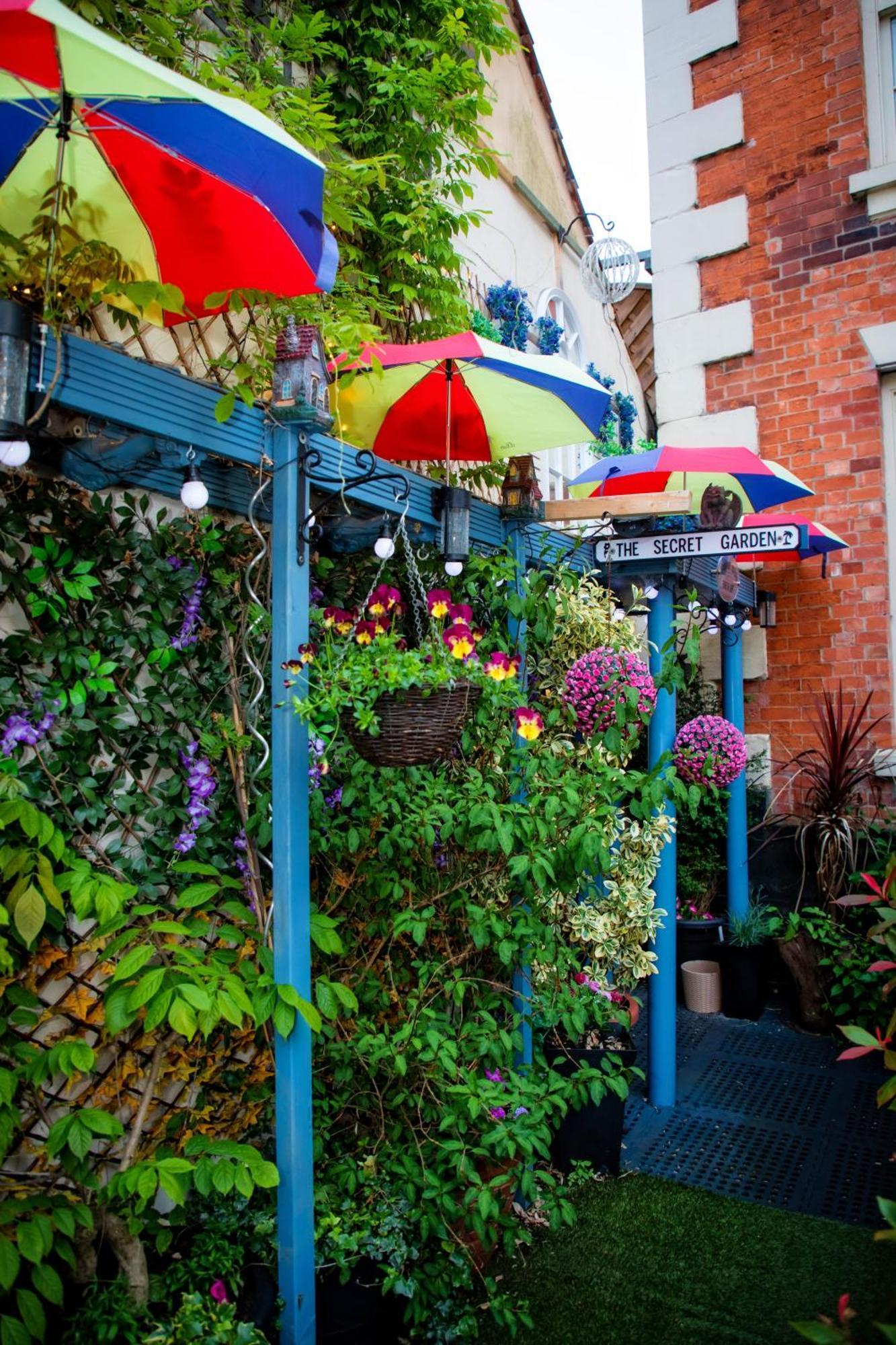 Ferienwohnung The Secret Garden Newark upon Trent Exterior foto